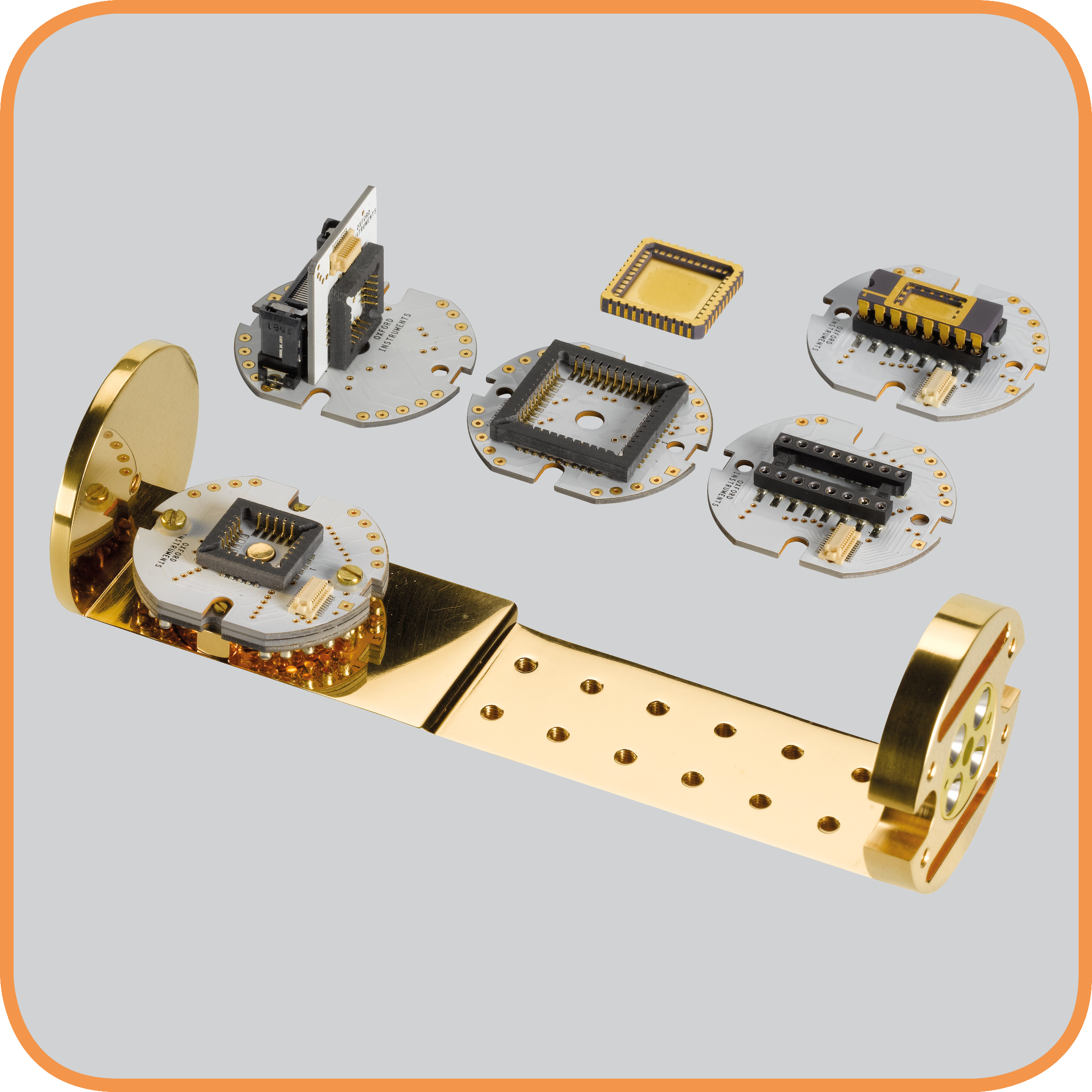Universal sample holder with fixed cells